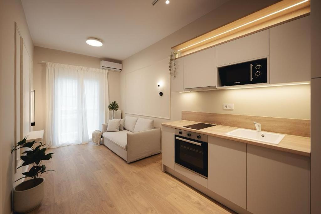Harmonia Minimal Apartments Thessaloniki Exterior photo