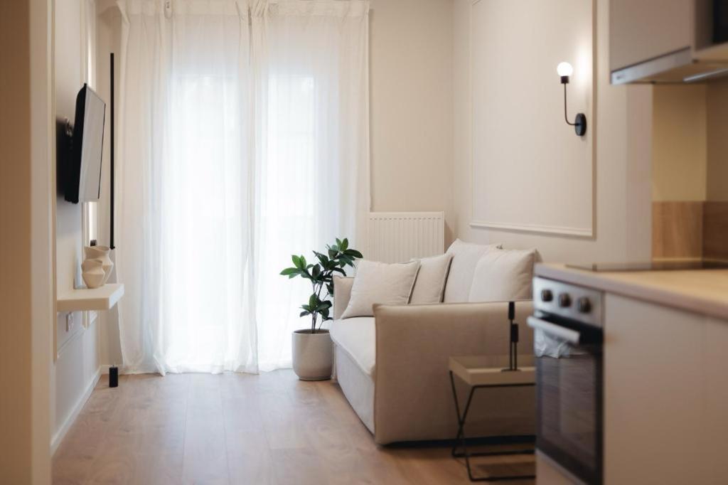 Harmonia Minimal Apartments Thessaloniki Exterior photo