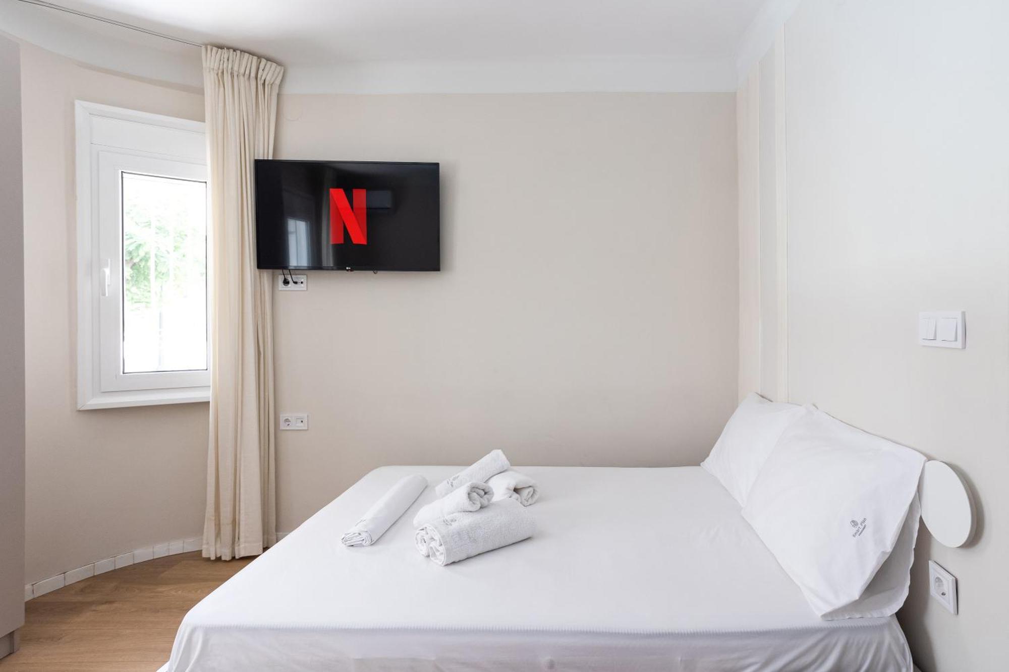Harmonia Minimal Apartments Thessaloniki Exterior photo